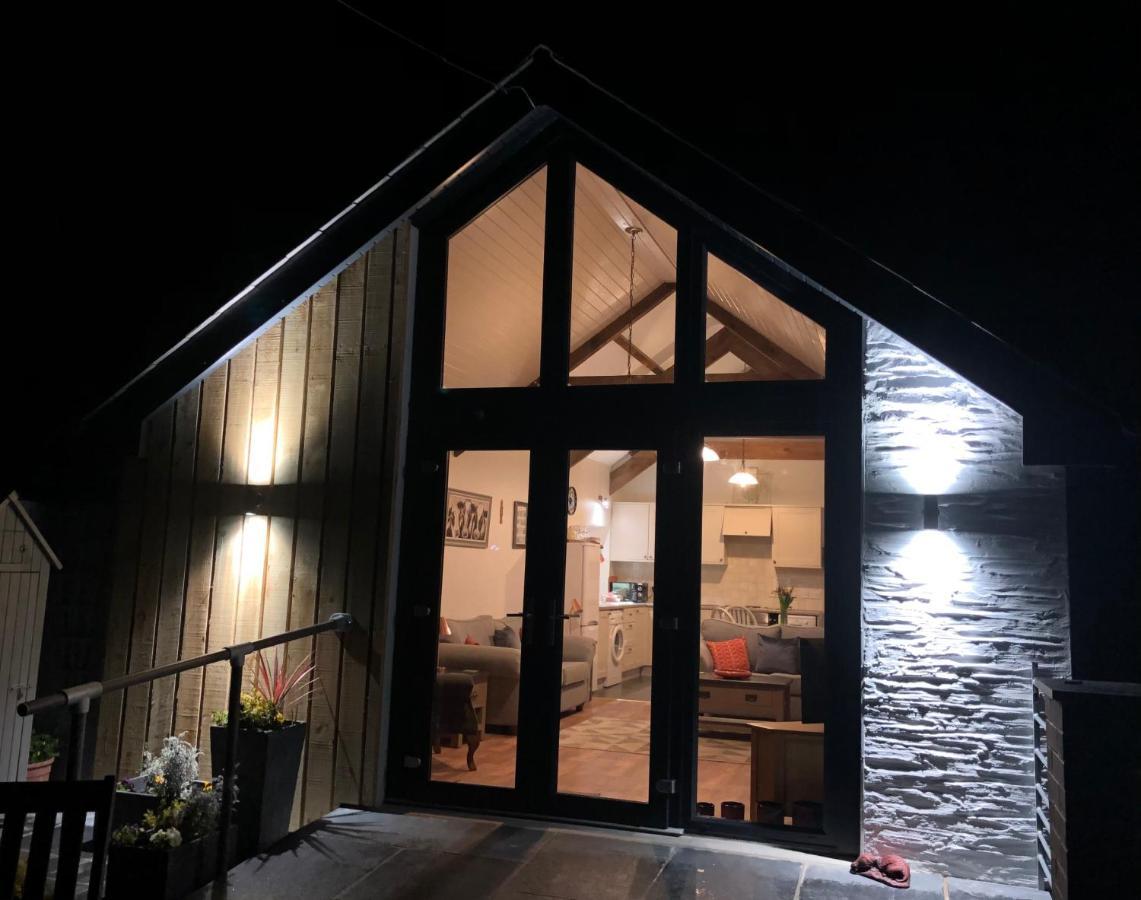 Red Kite Cottage Carmarthen Exterior foto