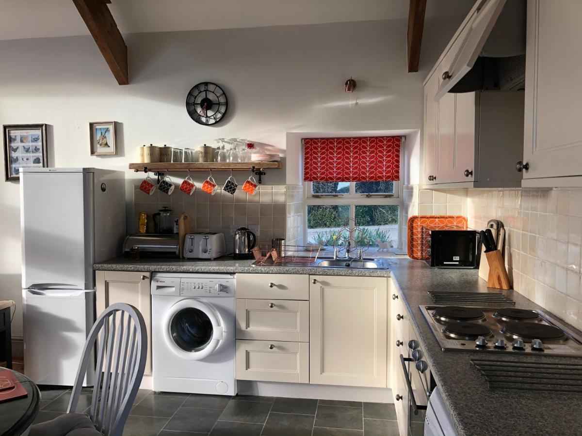 Red Kite Cottage Carmarthen Exterior foto