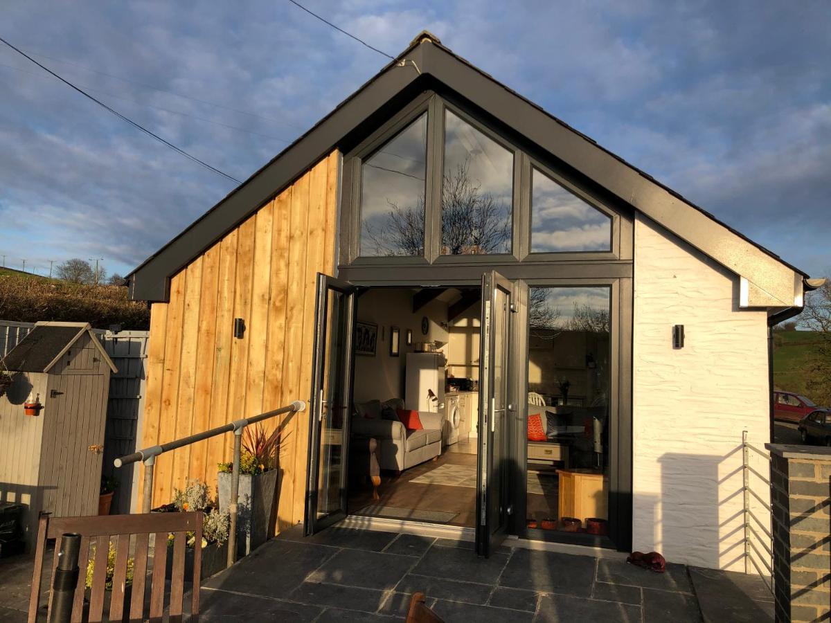 Red Kite Cottage Carmarthen Exterior foto